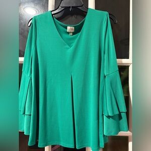 Elegant Green V-Neck Women's Top